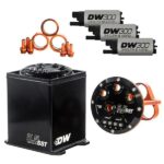 Расширительный бак DeatschWerks объемом 5,5 л с 3 топливными насосами DW300