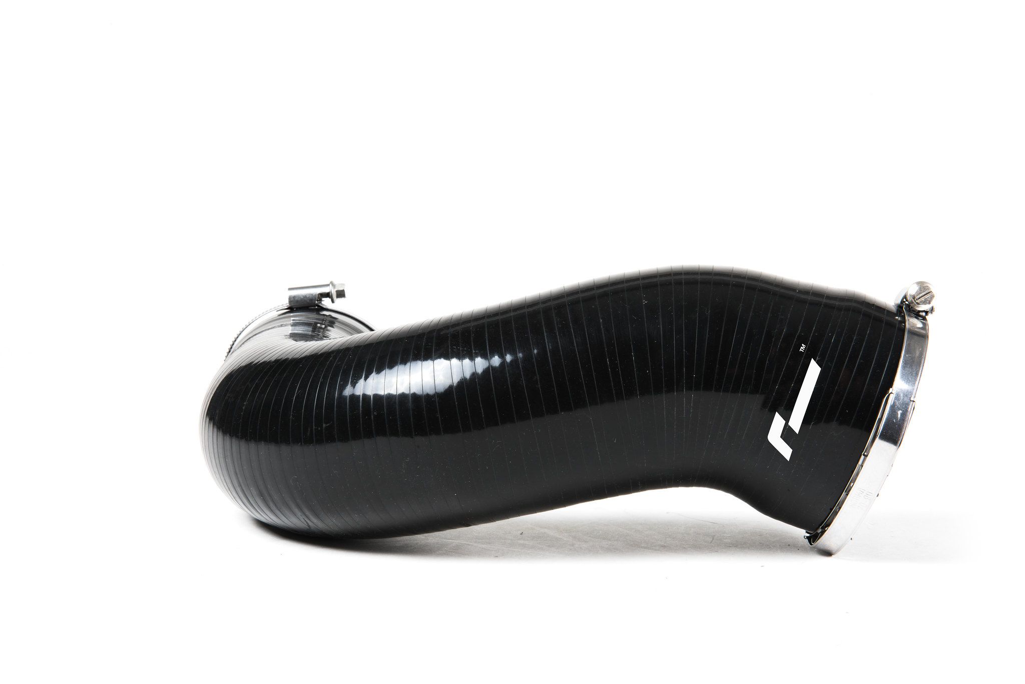 VWR12G7R600ITBLA Силиконовый впускной шланг RacingLine для Audi VW Seat MQB EA888.3 1,8 2,0 TSI, черный — изображение 1