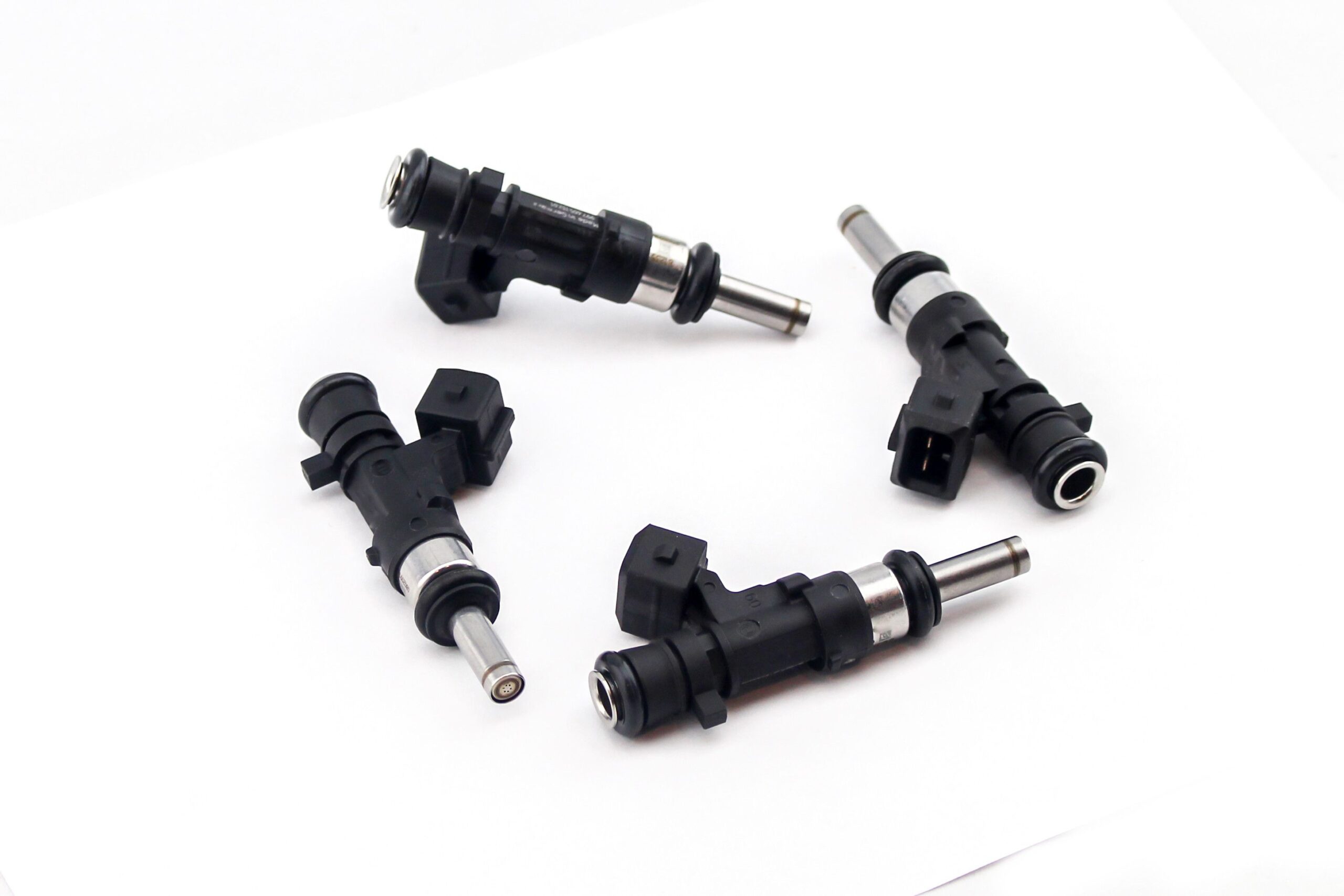 deatschwerks-bosch-ev14-zestaw-4-wtryskiwaczy-paliwa-850cc-min-mitsubishi-evo-x-4b11t-2008-2015 Комплект форсунок Deatschwerks 850cc для Mitsubishi Evo X 4B11T 2008-2015 гг. — изображение 1