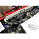 Mishimoto MMFS-E36-92K Кожух вентилятора + CNTRL 1/8 дюйма NPT + вставной щуп для BMW E36 92-99. — изображение 7