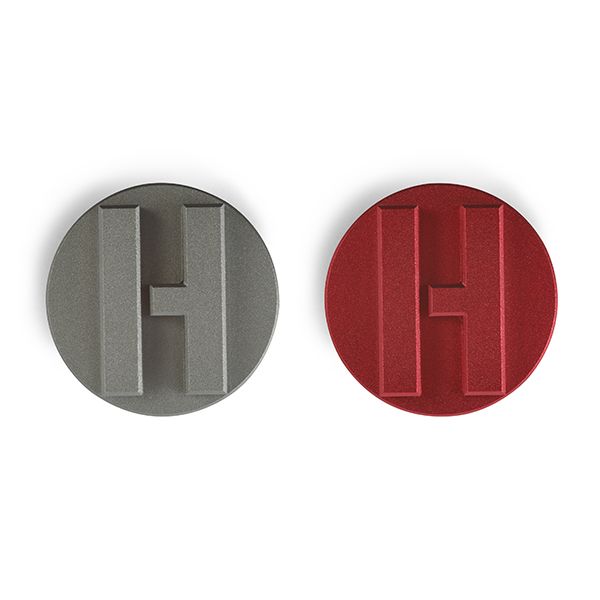 mishimoto-ford-mustang-oil-filler-cap-1987-2001-hoonigan-silver Mishimoto MMOFC-MUS1-HOONSL Крышка маслозаливной горловины для Ford Mustang 87-01 Hoonigan Silver — изображение 1
