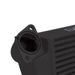 Комплект интеркулера Mishimoto MMTMIC-WRX-08BKRD с верхним креплением для Subaru WRX 08-14, черный с красным шлангом — изображение 3