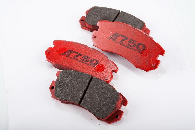 K_IMG_8163 Передние тормозные колодки APEXi 20C-F001 A'750 для SUBARU Impreza (GC/GF) 1994-2000 гг. — изображение 1